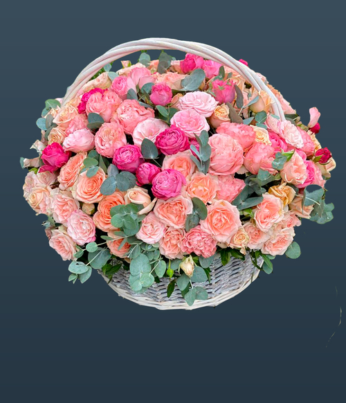 Букет цветов в корзине Вальс любви