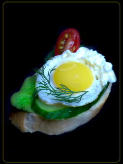 Сет № 6 Брускетты с курицей, Колбасой и Яйцом
