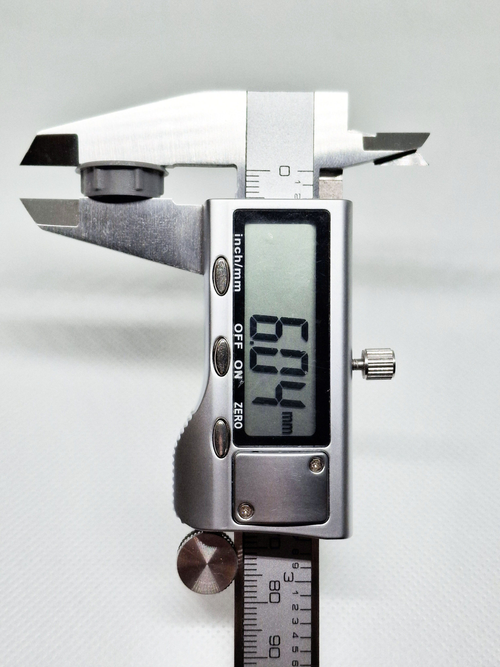 Заглушка пластиковая для отверстий D 15 мм - 50 шт. (Черный)