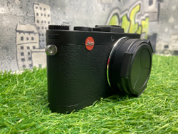 Leica Camera X2