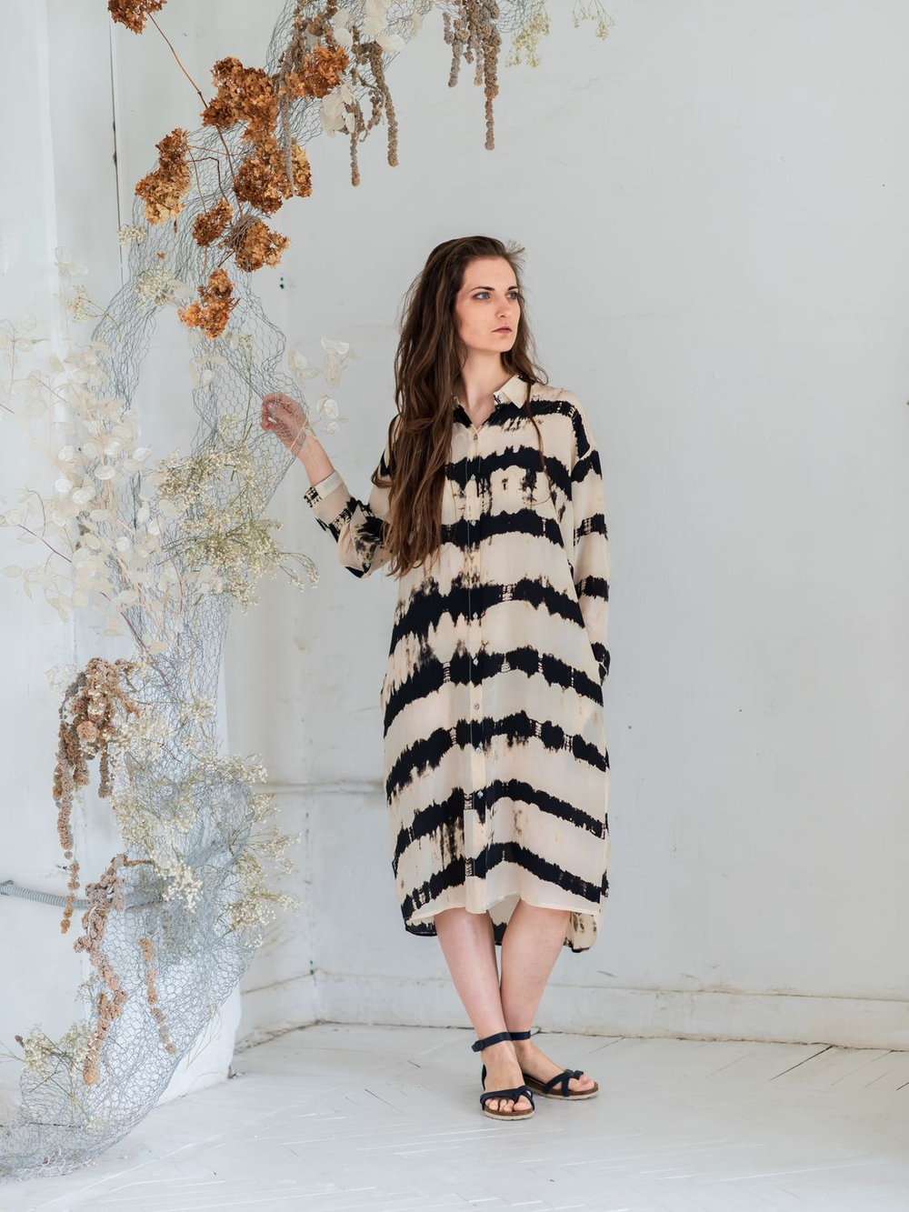 Платье-рубашка ГРАДИЕНТ (черно-белый)