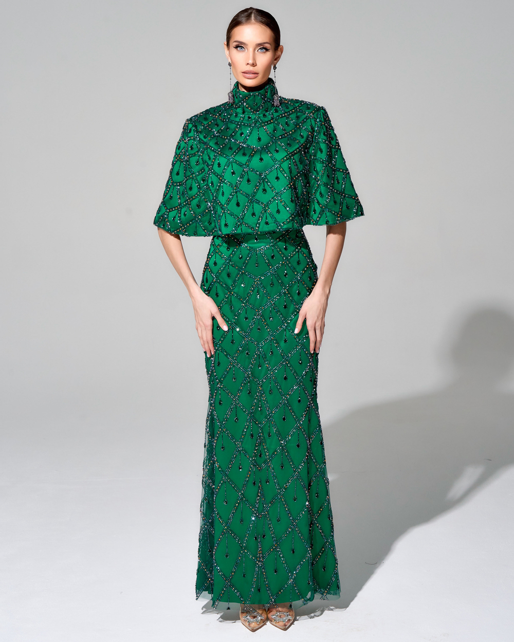 Юбка длины макси "Малахитовая шкатулка" с вышивкой ручной работы