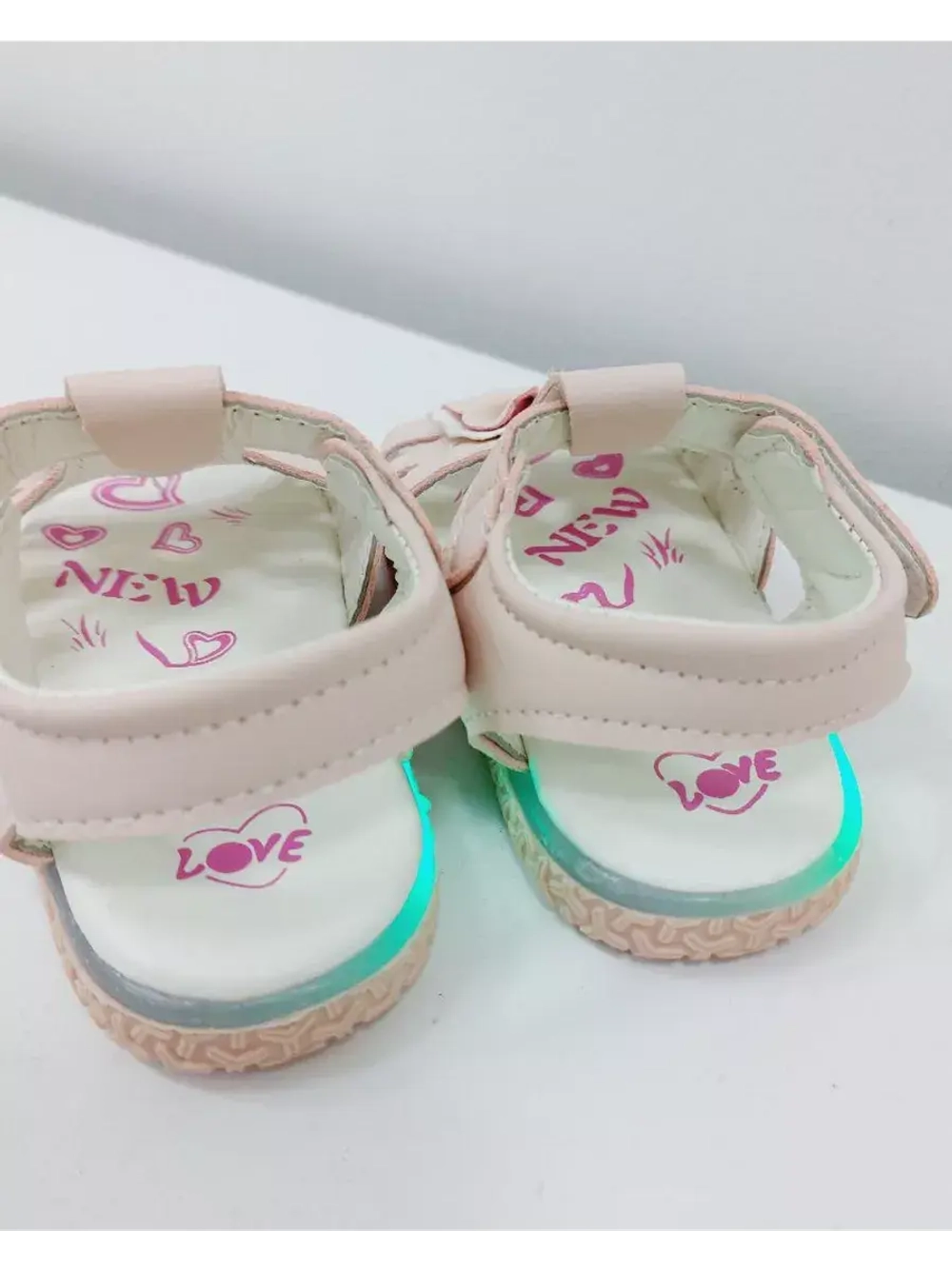 Сандалии детские для девочки светящаяся подошва