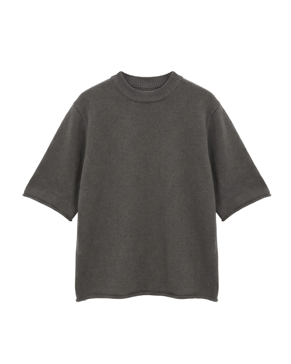 Футболка вязаная