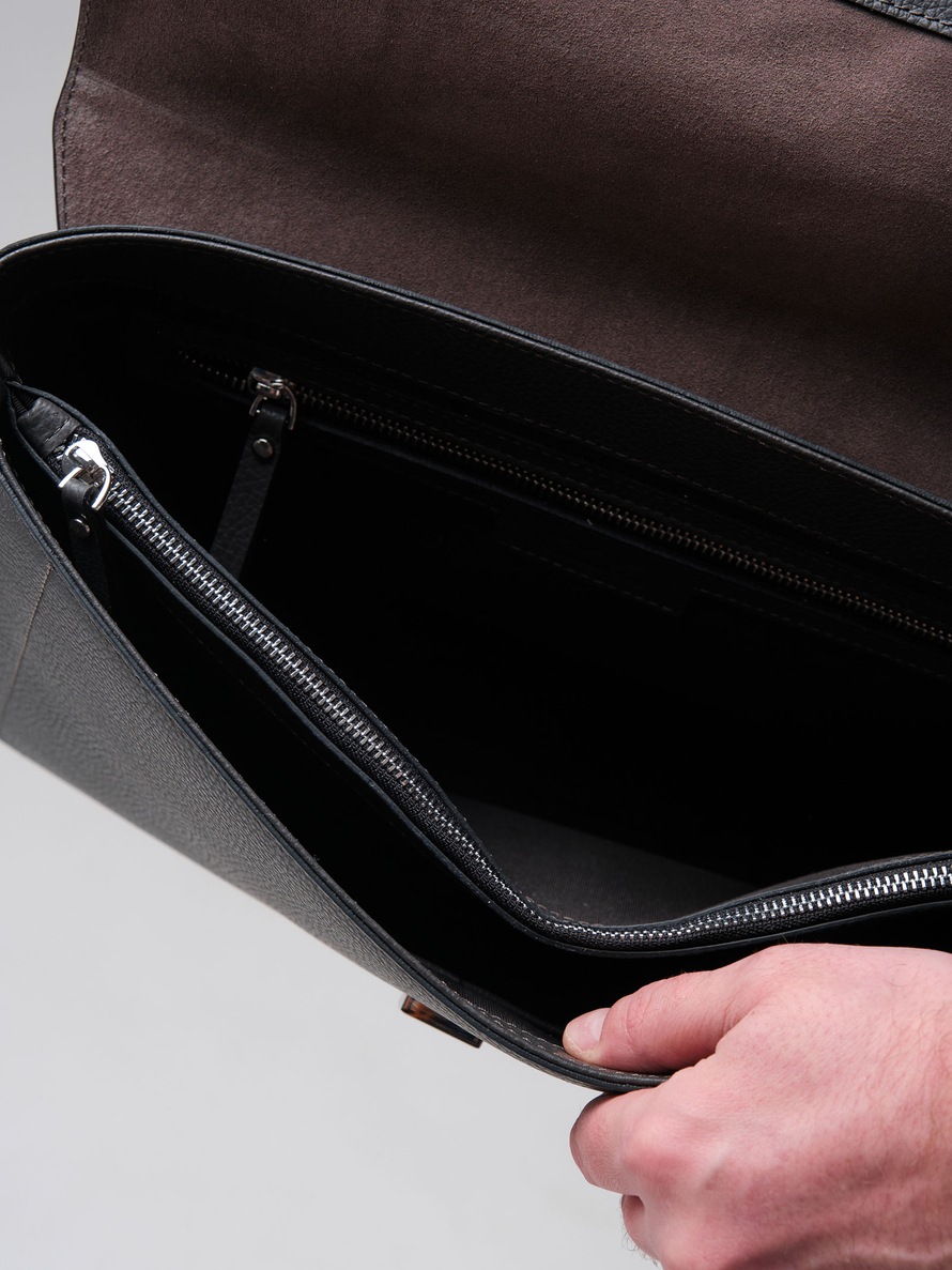 Мужская кожаная сумка Levi DBR 7115 темный лес