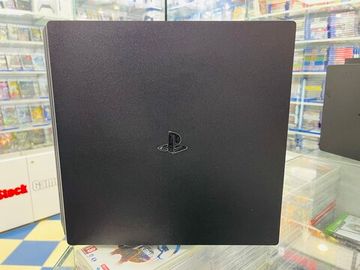 Sony Playstation 4 Pro 1TB CUH-7208B, Без коробки, S/N: 02274526441321423 (PS4 Pro, Б/У)