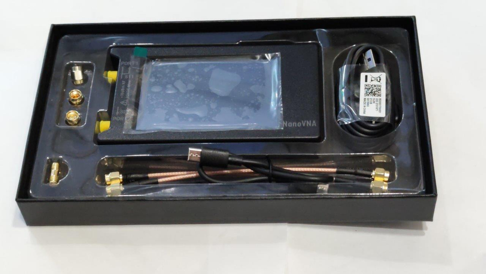 Анализатор векторный NanoVNA-H4