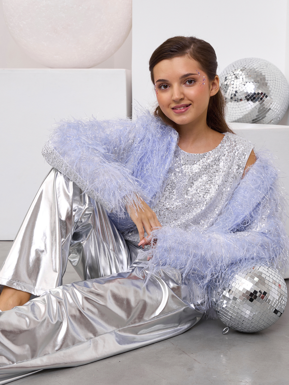 Костюм тройка брючный праздничный с пайетками для девочки сирень серебро