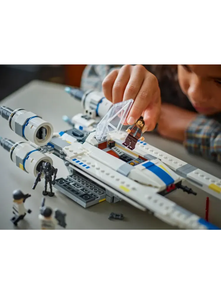 Конструктор Star Wars 75399 Звёздный истребитель повстанцев