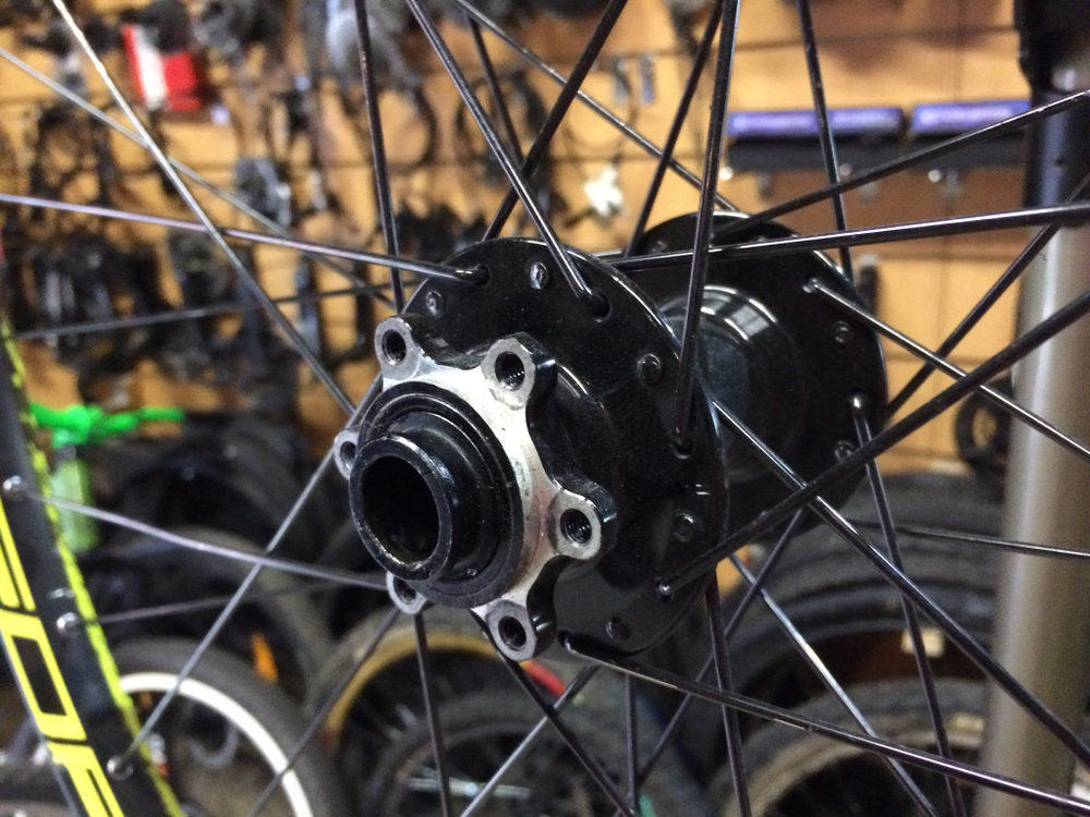 Переднее колесо 26" Weinmann Novatek 100x15mm