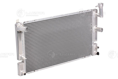 LRc 1957 -  Радиатор охлаждения для автомобилей Prius II (03-)