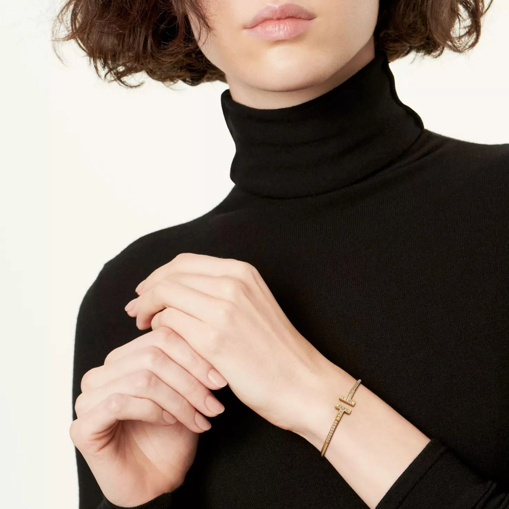 Браслет из жёлтого золота с бриллиантами, Tiffany 💠 T Wire Collection Pave