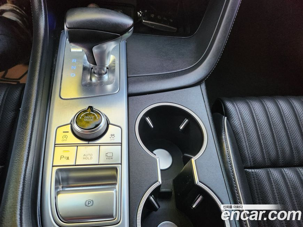 Genesis G70 2.0T AWD (08.2020)