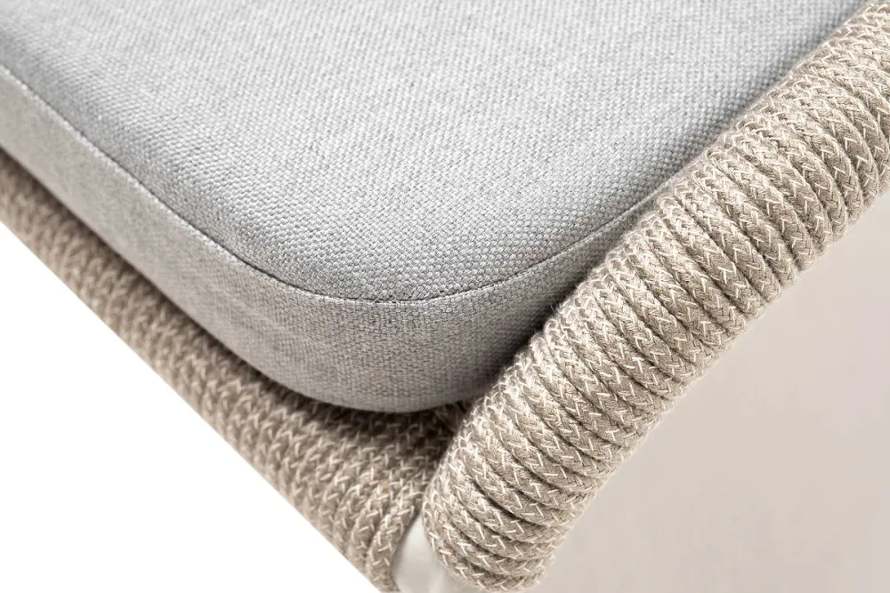 "Милан" стул плетеный из роупа, каркас алюминий светло-серый (RAL7035) муар, роуп серый меланж круглый, ткань светло-серая