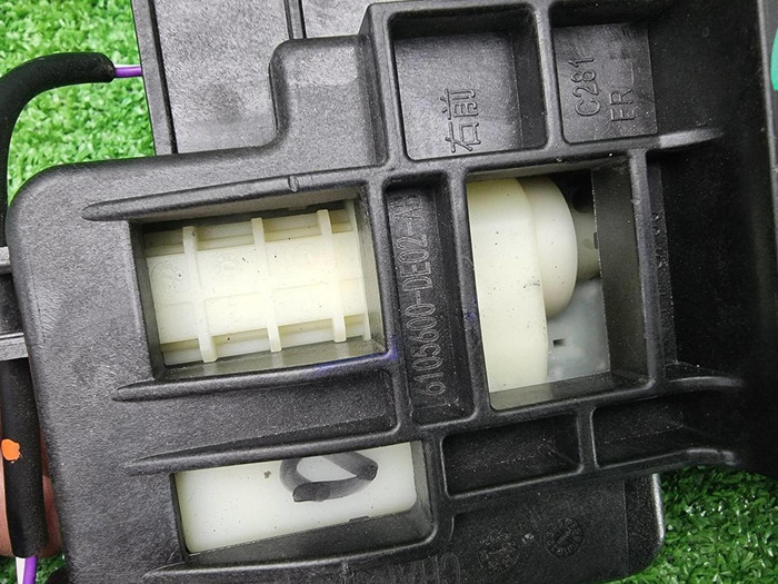 Ручка двери передняя правая Changan Uni-V (22-нв)