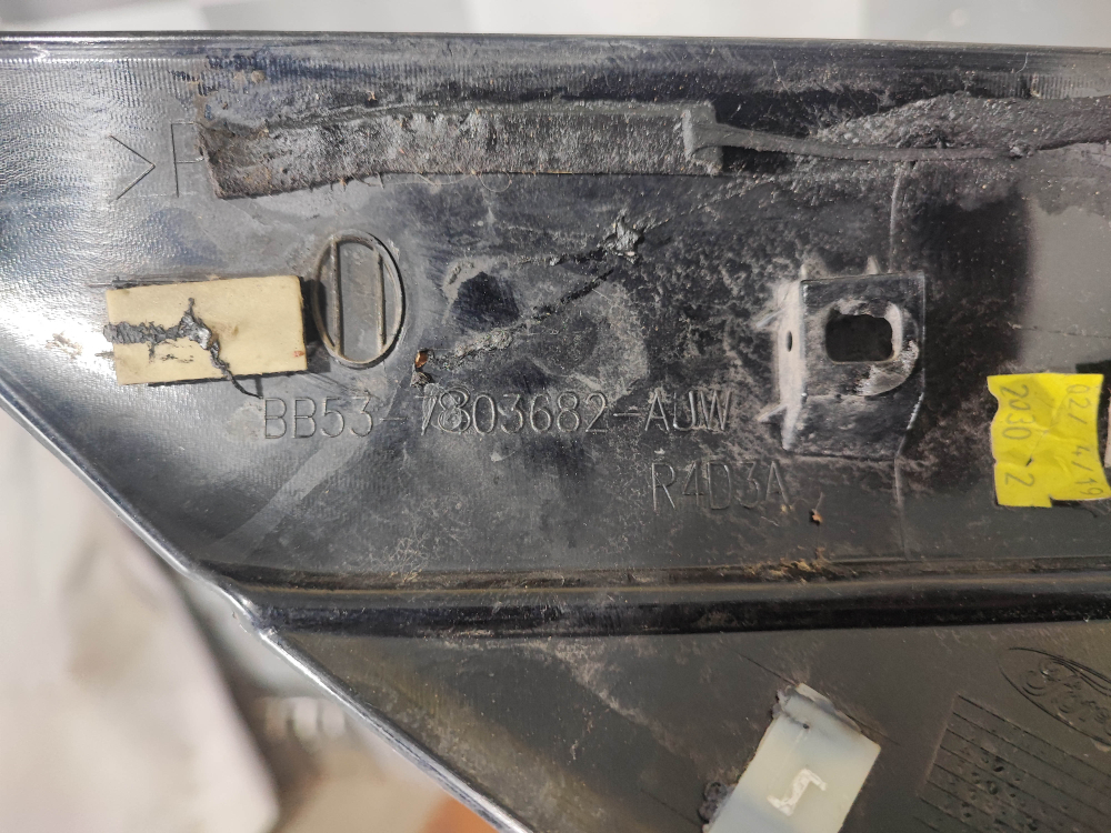 Накладка лобового стекла правая Ford Explorer 5 10-19 Б/У Оригинал BB5Z7803144AA