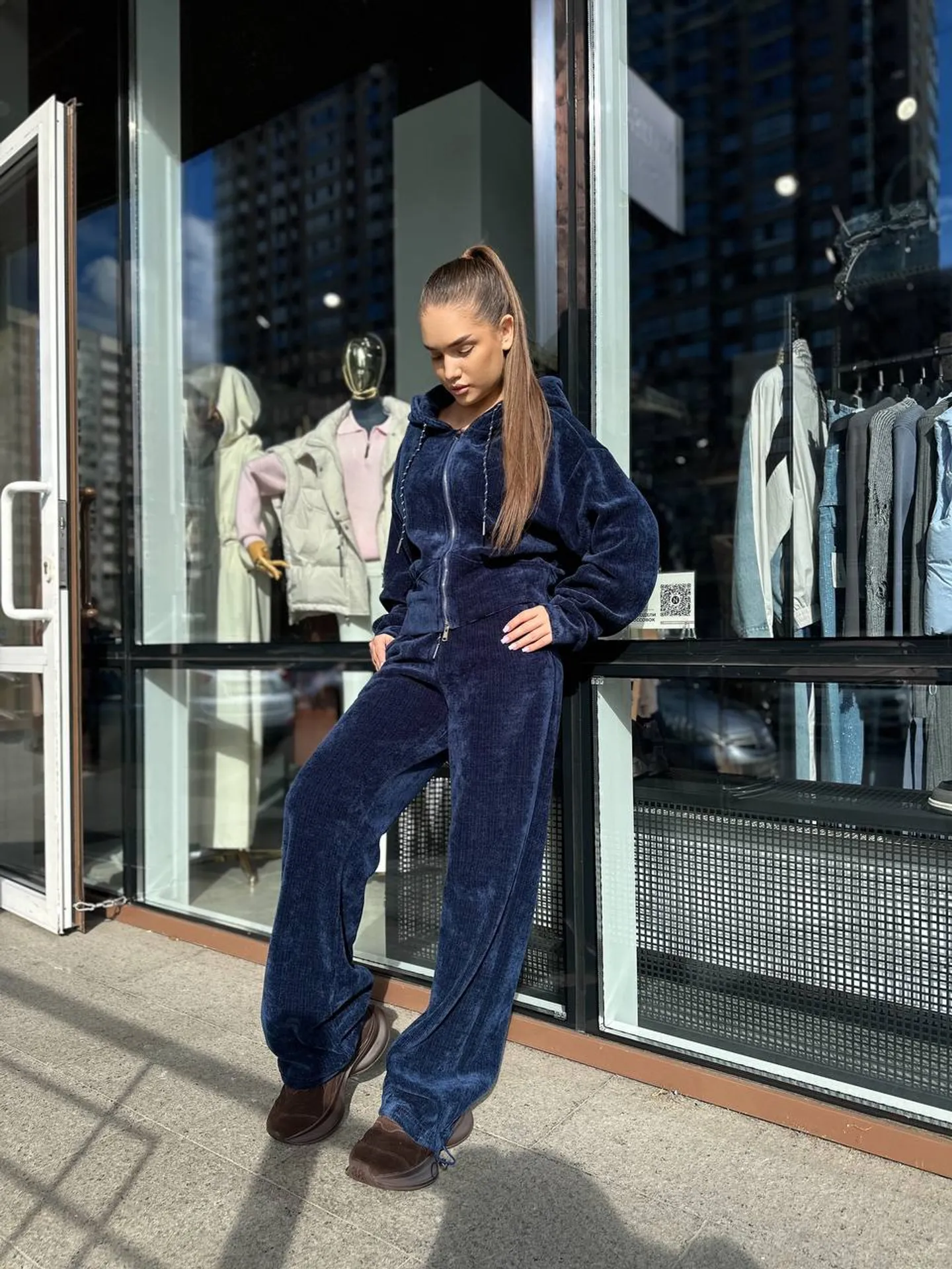 Спортивный костюм Yan Fashion 7118 вельветовый из кофты с капюшоном и широкий брюк