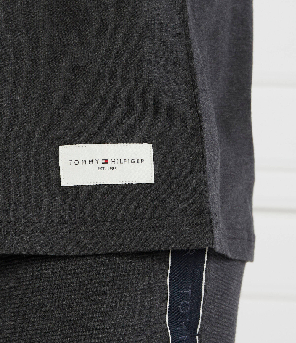 Футболка SS TEE LOGO Tommy Hilfiger - графитовый(UM0UM03005)