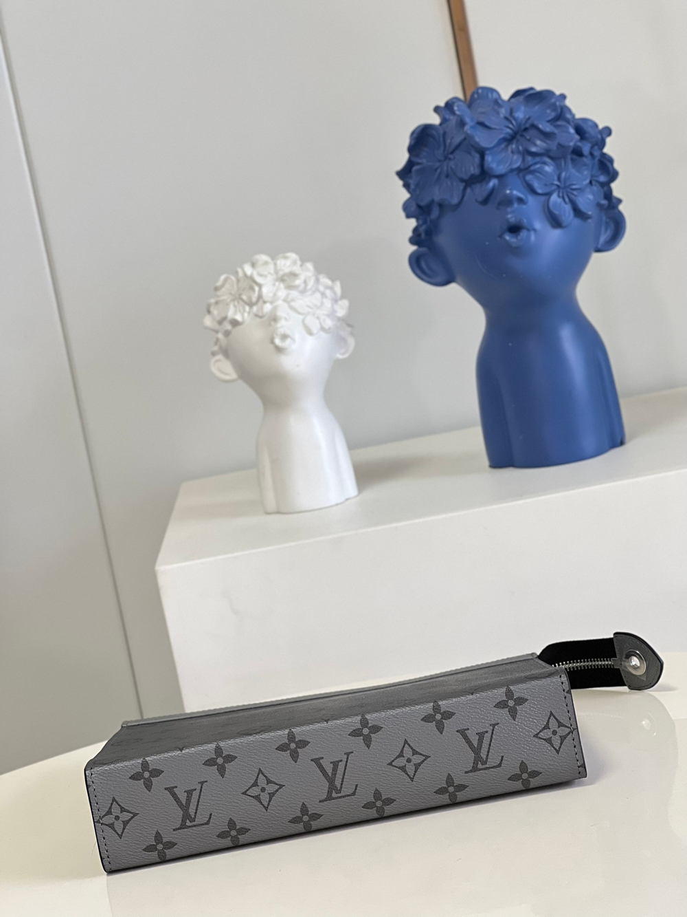 Louis Vuitton Pochette Voyage MM