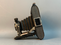 Voigtländer Bessa Voigtar 11CM 4,5 COMPUR