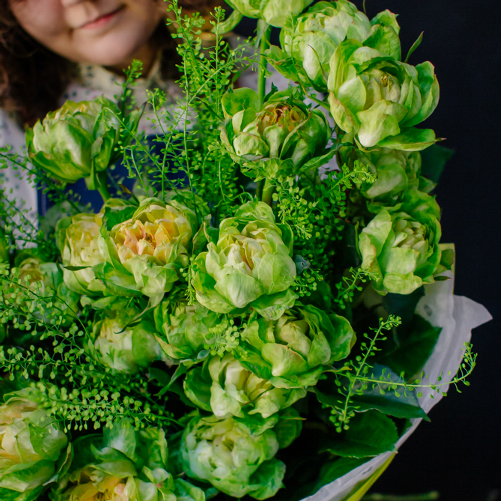 21. Оригинальный букет из розы сорта Вегги