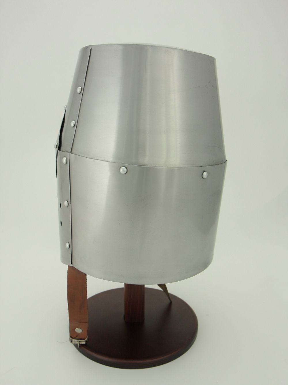 Nautical Шлем крестоносца ''Ведро''