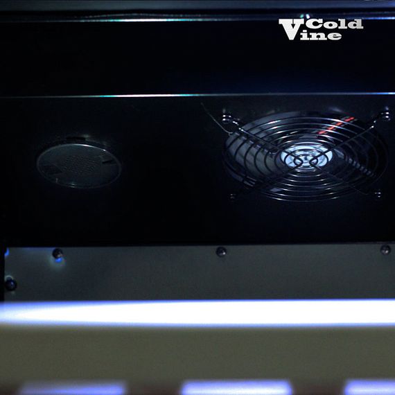 Винный холодильник Cold Vine C242-KST1