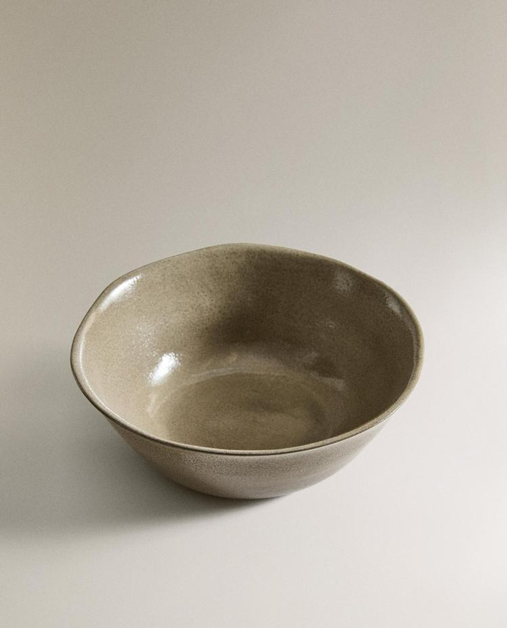 ZARA HOME САЛАТНИЦА С РЕЛЬЕФНЫМИ КРАЯМИ, ЗЕЛЕНЫЙ