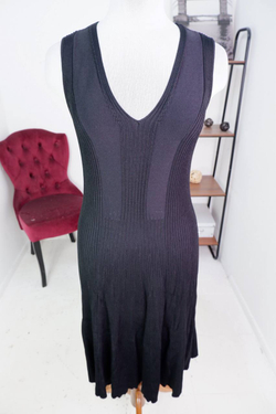 Платье Mango обтягивающее, маркировка М, визуально на 48 размер