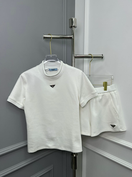Костюм Prada