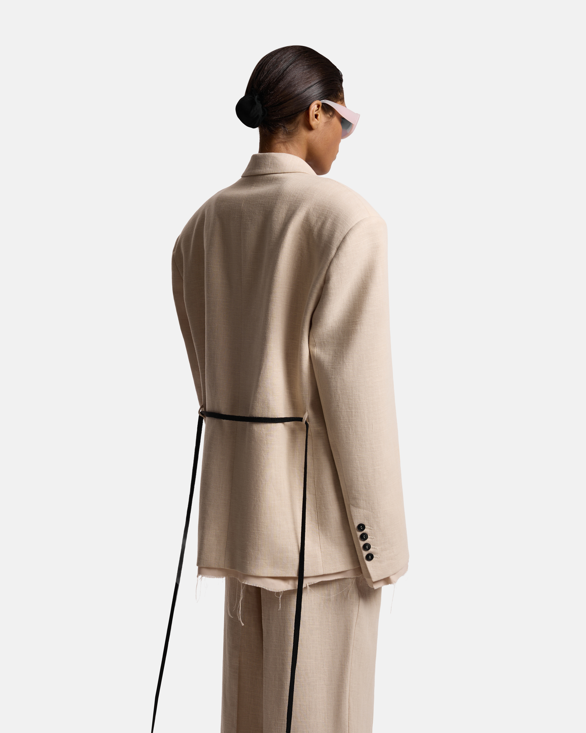 СТРОГИЙ ПИДЖАК ИЗО ЛЬНА