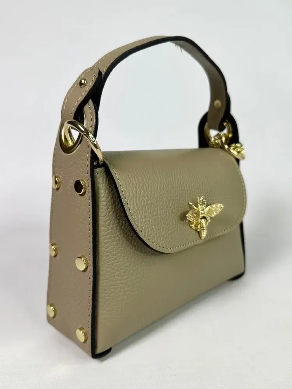 Женская сумочка с застежкой-пчелкой из натуральной кожи цвет taupe