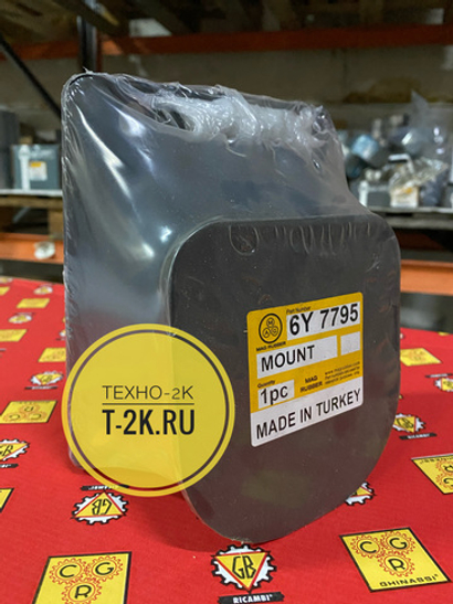 6Y7795 подушка