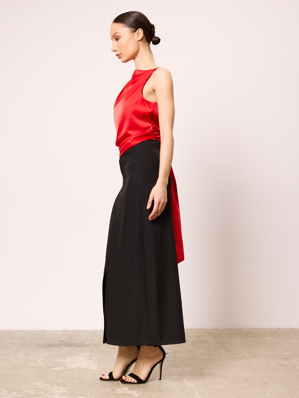 Топ блуза вечерний атласный с открытой спиной