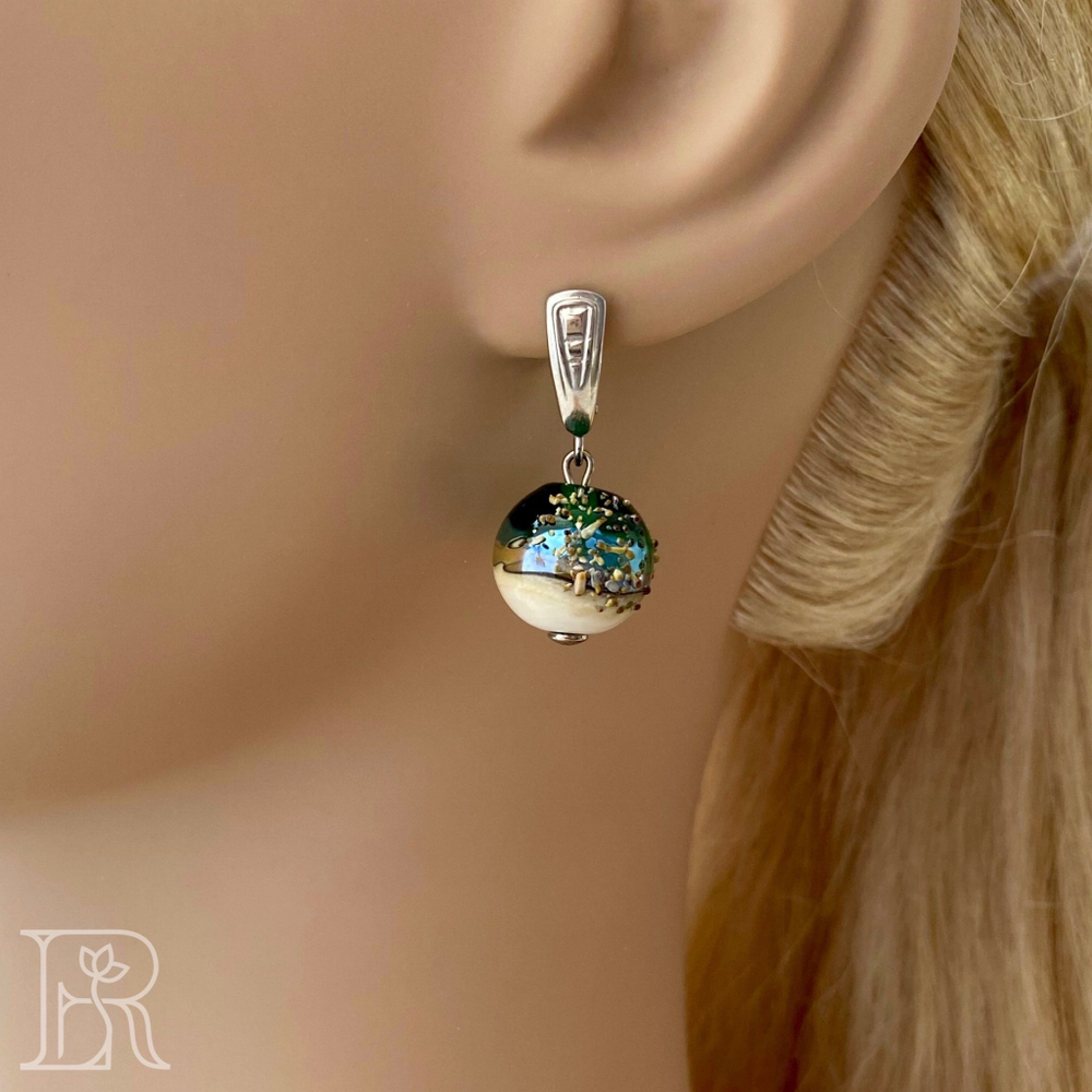 LEFIREL' Серьги серебряные женские "Леола" с бусинами из муранского стекла / ювелирные украшения из родированного серебра 925