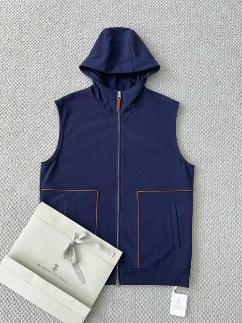 Летний костюм Brunello Cucinelli