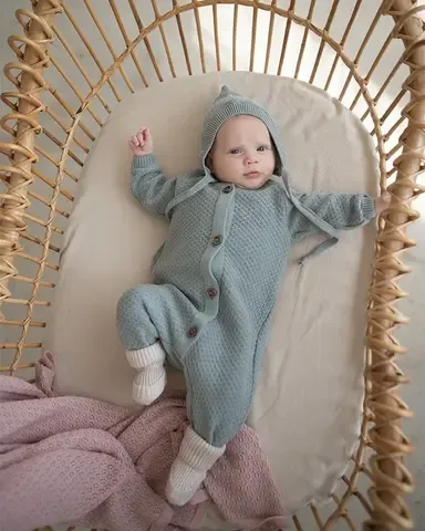 Комбинезон вязаный