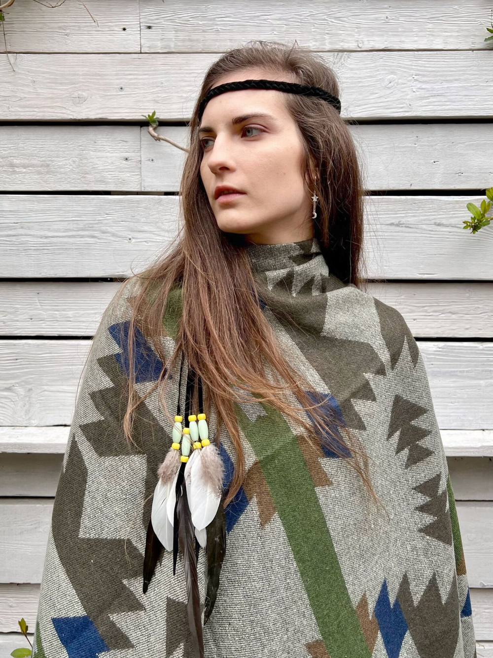 Повязка на голову с перьями