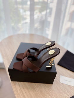 Saint Laurent Mules