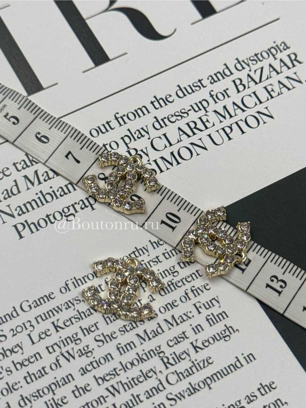 Подвеска Шан. Золото Лого в стразах 16х18 мм