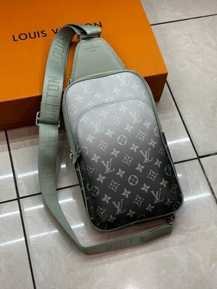 Слинг Louis Vuitton