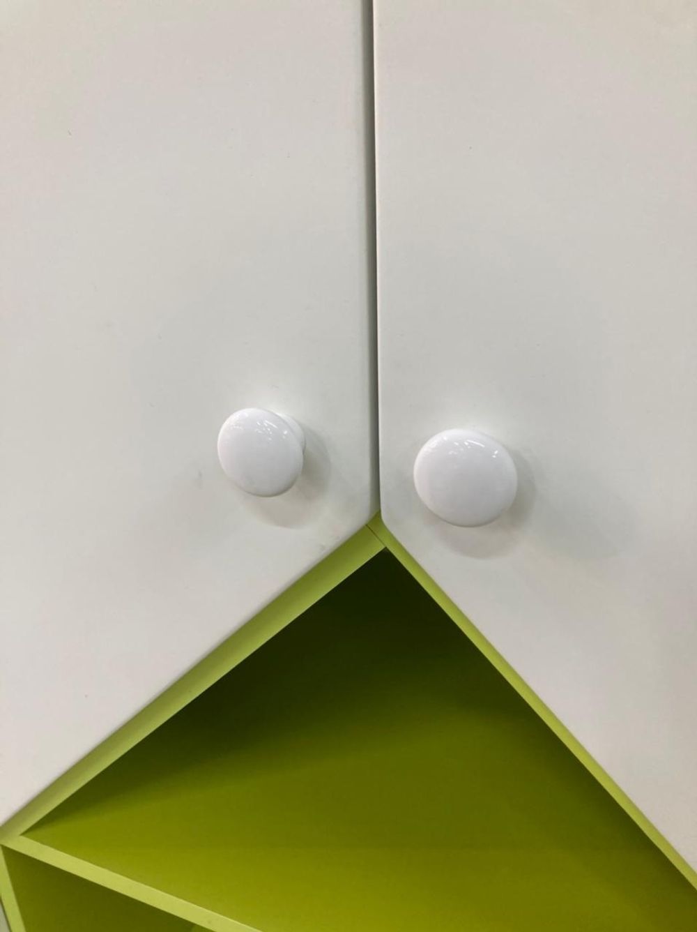 Шкаф-стеллаж Домик МДФ лайм/белый