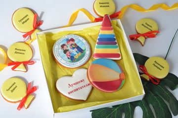 Подарочный набор пряников для воспитателей