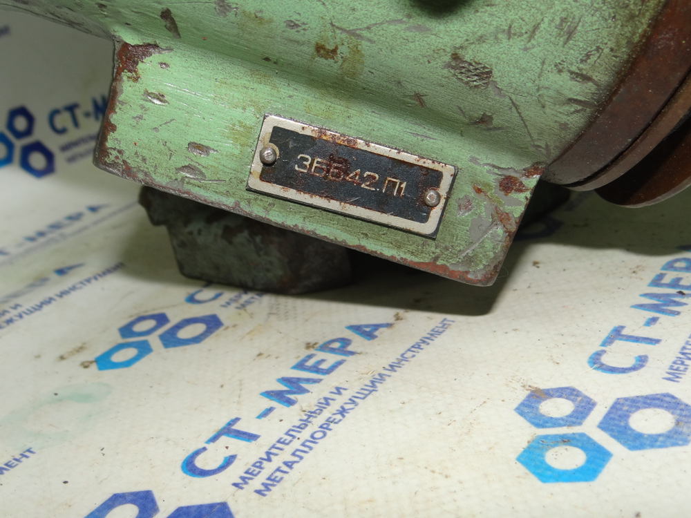 Приспособление универсальное к заточному станку 366 42 П1( бабка )