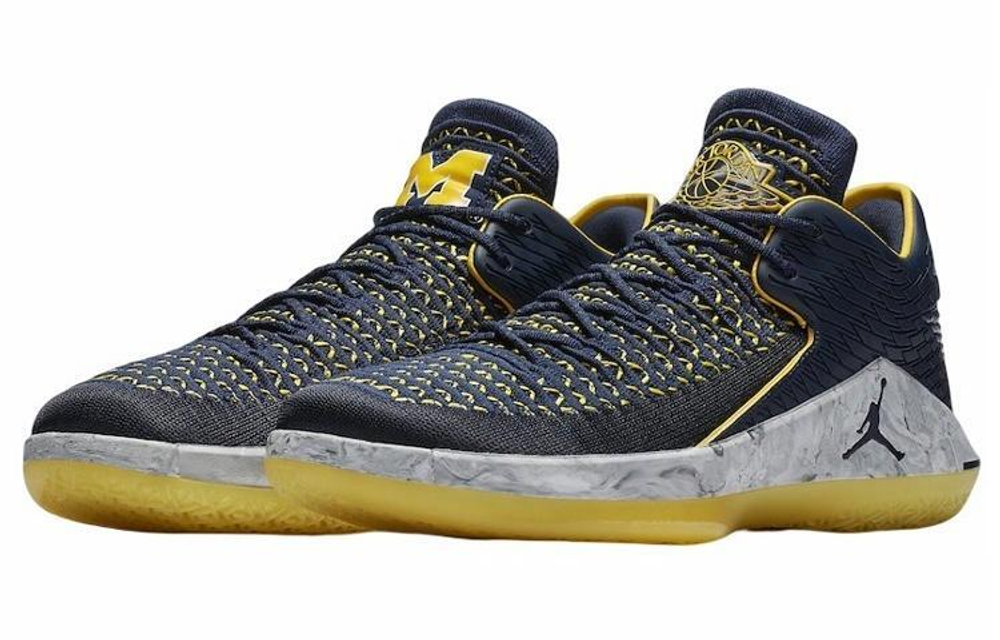 Кроссовки Jordan Air Jordan 32 Low "Michigan"