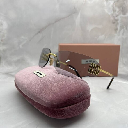 Солнцезащитные очки MIU MIU