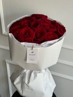 Букет из одноголовых красных роз