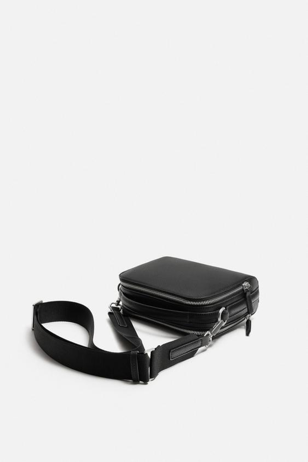 ZARA СУМКА С ТЕКСТУРОЙ, ЧЕРНЫЙ