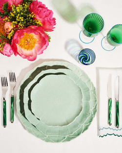 Тарелка сервировочная Aquazzura Cherry Blossom Celadon (34 см)