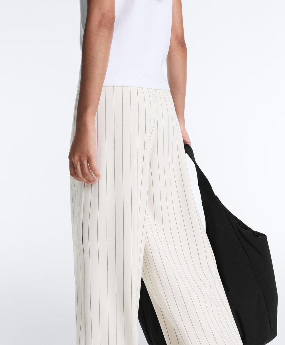 OYSHO Брюки в тонкую полоску с широкими штанинами и модалом, экрю